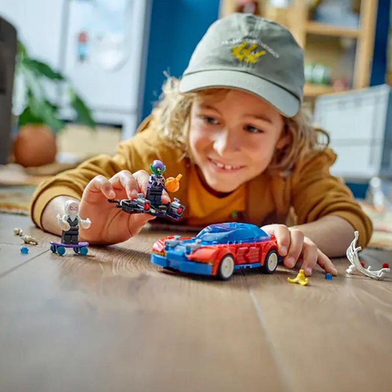 Coche de Carreras de Spider-Man y Duende Verde