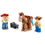 LEGO Toy Story Rancho Ecuestre de Blaze de 209 Piezas