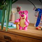 LEGO Lotso Toy Story de 570 Piezas
