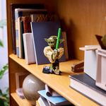 LEGO Star Wars Estatua de Yoda de 399 Piezas