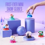 Mini Brands Disney Snowglobes en Presentación Surtida