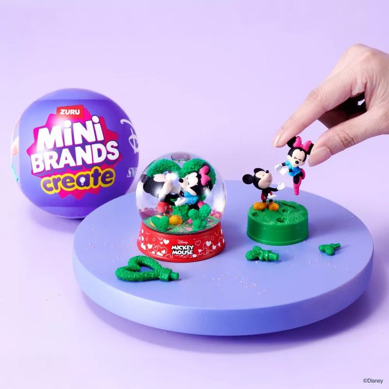 Mini Brands Disney Snowglobes en Presentación Surtida
