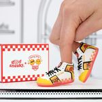 Miniverse Mini Sneakers en Presentación Surtida