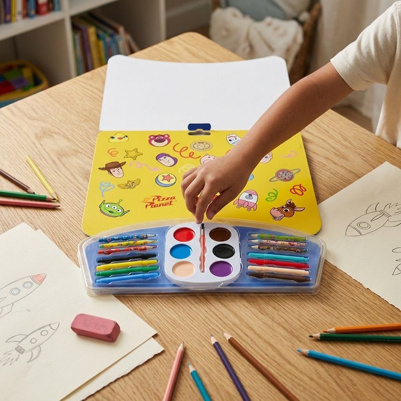 Kit Creativo con Libro de Colorear y Actividades Toy Story 5 Disney Pixar