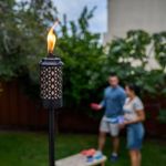 Antorcha Exterior TIKI Negra de Acero para Patio y Jardín