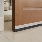 Guardapolvo de Aluminio y Vinilo para Puerta de 2 X 36 Plg
