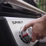 Churrasquera a Gas Spirit E-310 de 3 Quemadores 24,000 BTU Negro