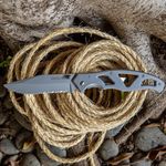 Navaja Gerber Plateada con Hoja de Acero Inoxidable Alto Carbono