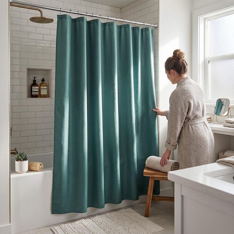 Set de Cortina para Baño con Liner y Ganchos 14 Piezas Diseño Texturizado Color Verde