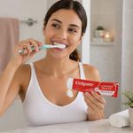 Pasta Dental Colgate Luminous White Brilliant Anticaries con Flúor 66 mL
