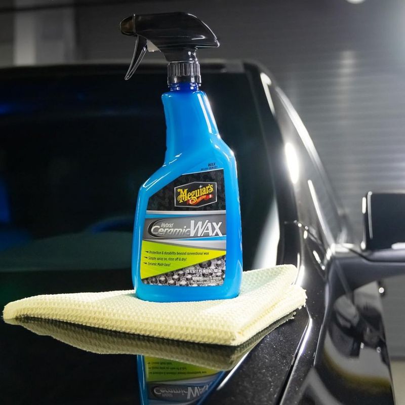 Cera para Auto Cerámica en Spray Hybrid de 26 oz