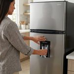 Refrigerador Oster de 11 Pies³ Frost con Dispensador de Agua