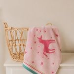 Toalla de Mano Diseño de Unicornio con Estrellas de 140 X 70 Cm