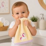 Toalla de Manos Infantil de Algodón 30 x 45 cm Diseño Unicornio Amarillo