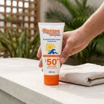 SPF 50 +