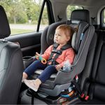 Silla de Carro Extend2Fit Convertible con Panel Extensible Color Negro