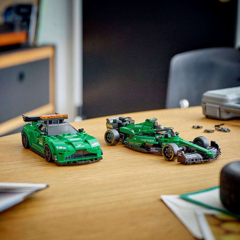 LEGO Speed Champions Safety Car de Aston Martin y AMR23 #76925 de 564 Piezas