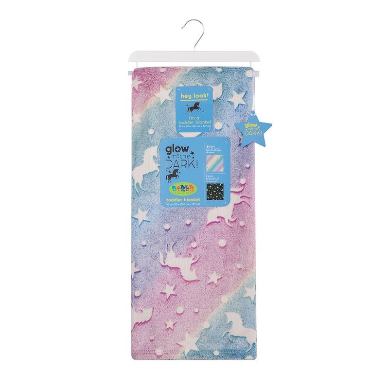 Frazada Infantil con Diseño de Unicornios que Brillan en la Oscuridad de 101 X 127 cm