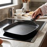 Comal Cuadrado Antiadherente de Aluminio 28 x 28 cm Color Negro
