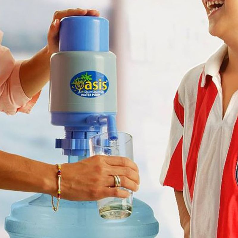 Bomba Manual de Agua para Garrafón de Plástico Blanco con Azul