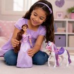 Muñeca Dania de 12 plg con Caballo y Accesorios Color Lila