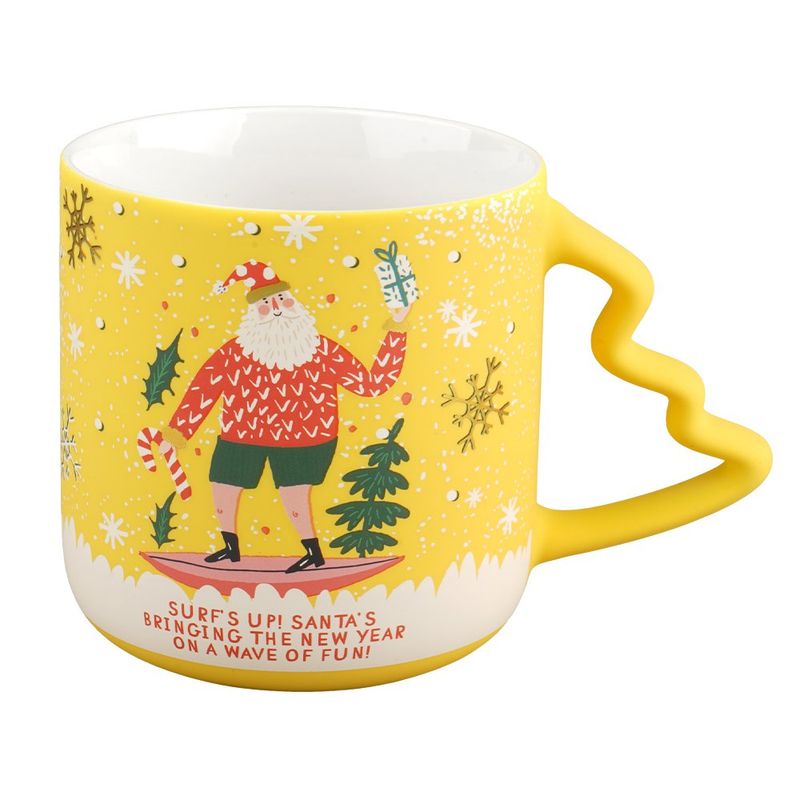 Taza Navideña con Asa en Forma de Árbol 12.8 Oz - Diseños Surtidos