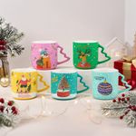 Taza Navideña con Asa en Forma de Árbol 12.8 Oz - Diseños Surtidos