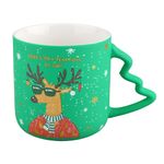 Taza Navideña con Asa en Forma de Árbol 12.8 Oz - Diseños Surtidos
