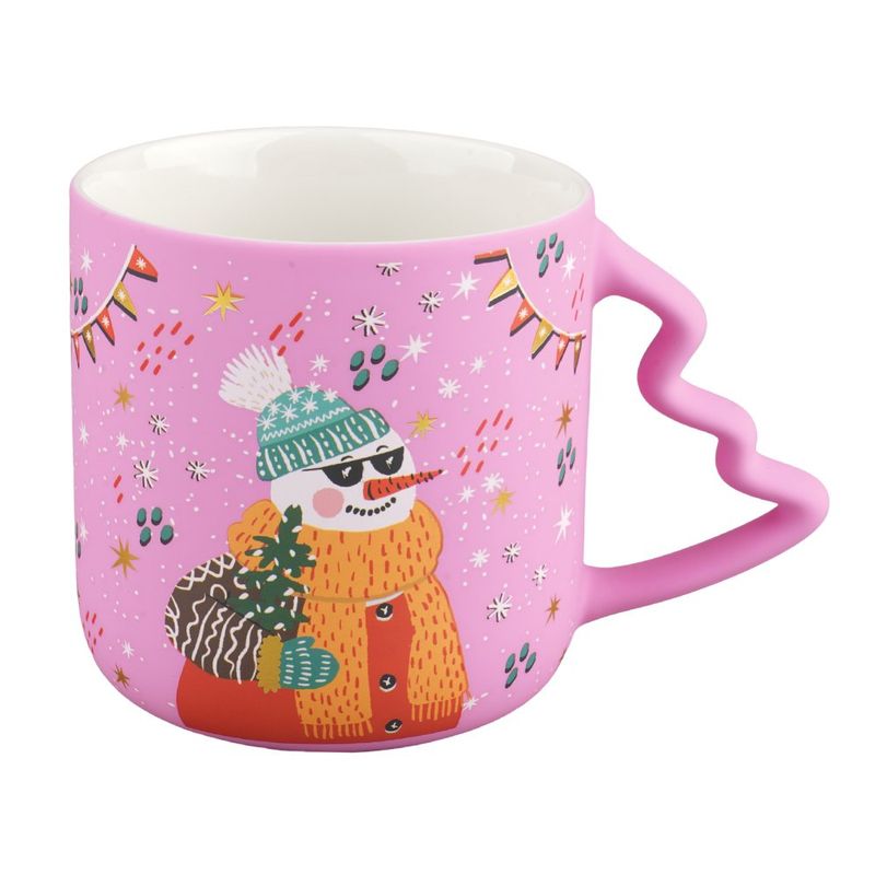 Taza Navideña con Asa en Forma de Árbol 12.8 Oz - Diseños Surtidos