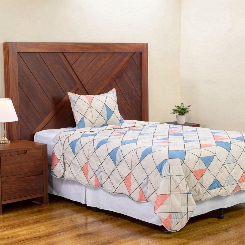 Set de Cubrecama Diamond Diseño Geométrico Tamaño Imperial Color Beige y Azul