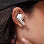 Audífonos Inalámbricos Power Buds Pro con Bluetooth y Estuche de Carga en Color Light Sand
