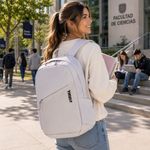 Mochila Notus 20 L para Laptop de 14 plg Color Soft Sand