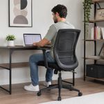 Silla Ejecutiva Ergonómica con Respaldo de Malla en Color Negro
