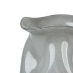 Florero Decorativo Plisado 21.5 x 20 x 34 cm Color Gris