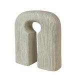 Figura Decorativa Abertura Texturizada Color Crema 27 x 9.7 x 29.5 cm