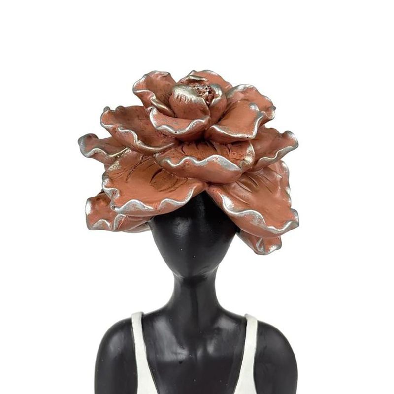Figura Decorativa Dama Leyendo 24 cm