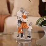 Figura Decorativa Familia de Cinco Integrantes 12.5 x 25.5 cm Color Plateado y Naranja