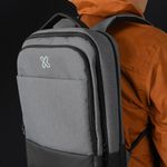 Mochila Protectora para Laptop BizStroll 15.6 plg en Color Negro