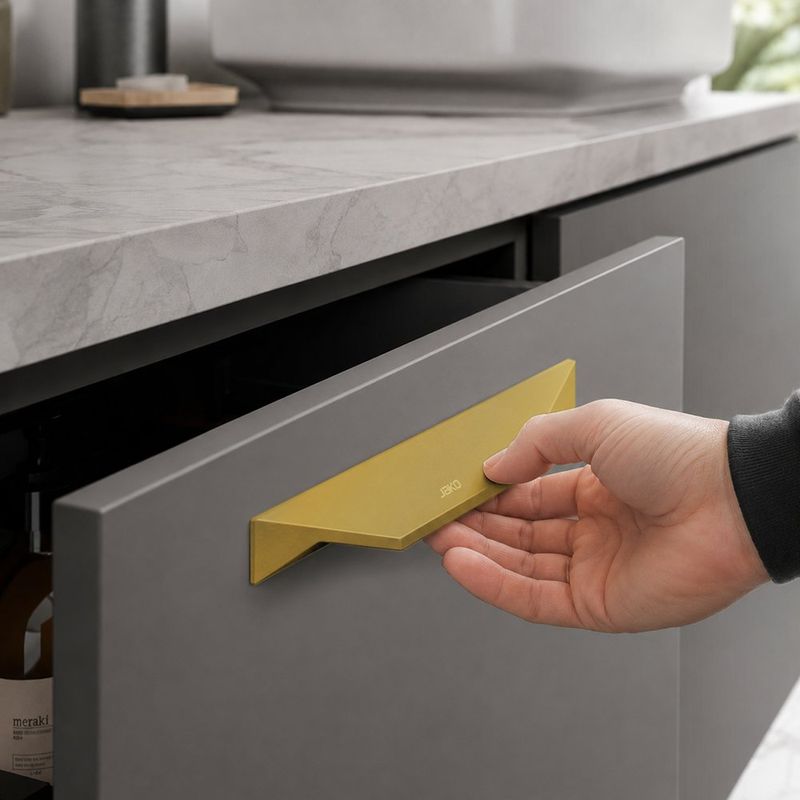 Halador para Mueble Himalaya de Aluminio 140 mm Color Dorado