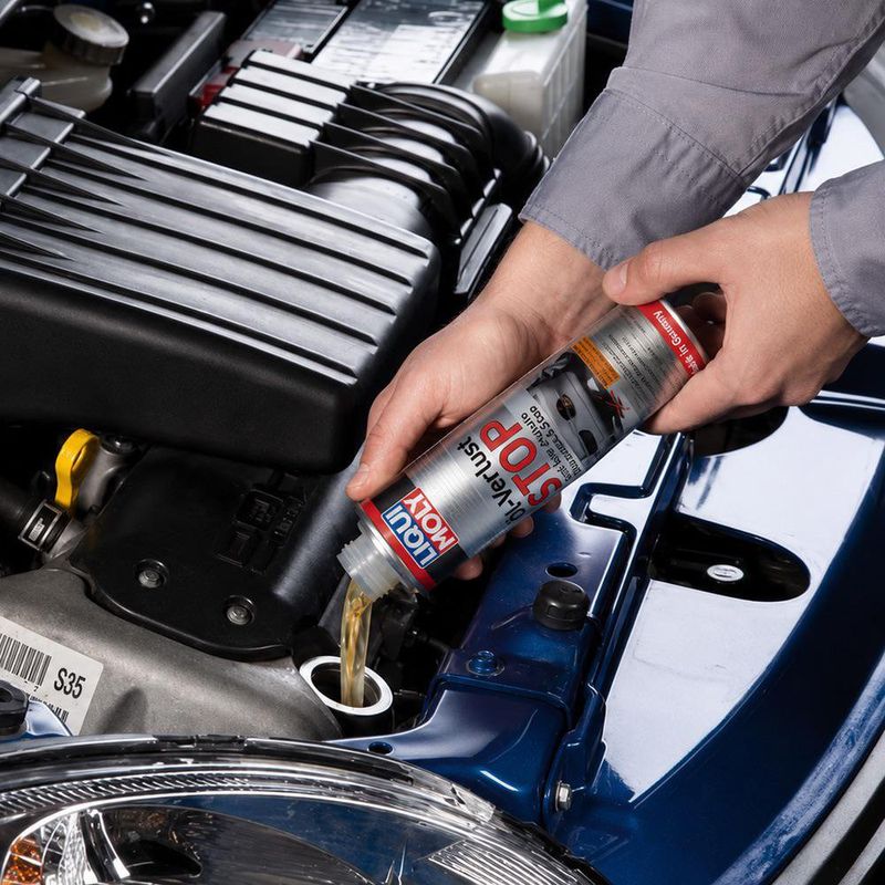 Aditivo Sellador de Fugas de Aceite para Carro a Gasolina o Diésel de 300 mL