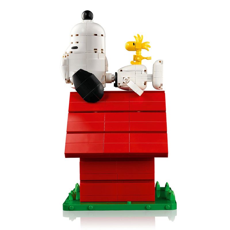 LEGO Ideas Peanuts: La Casa de Snoopy #21368 de 964 piezas