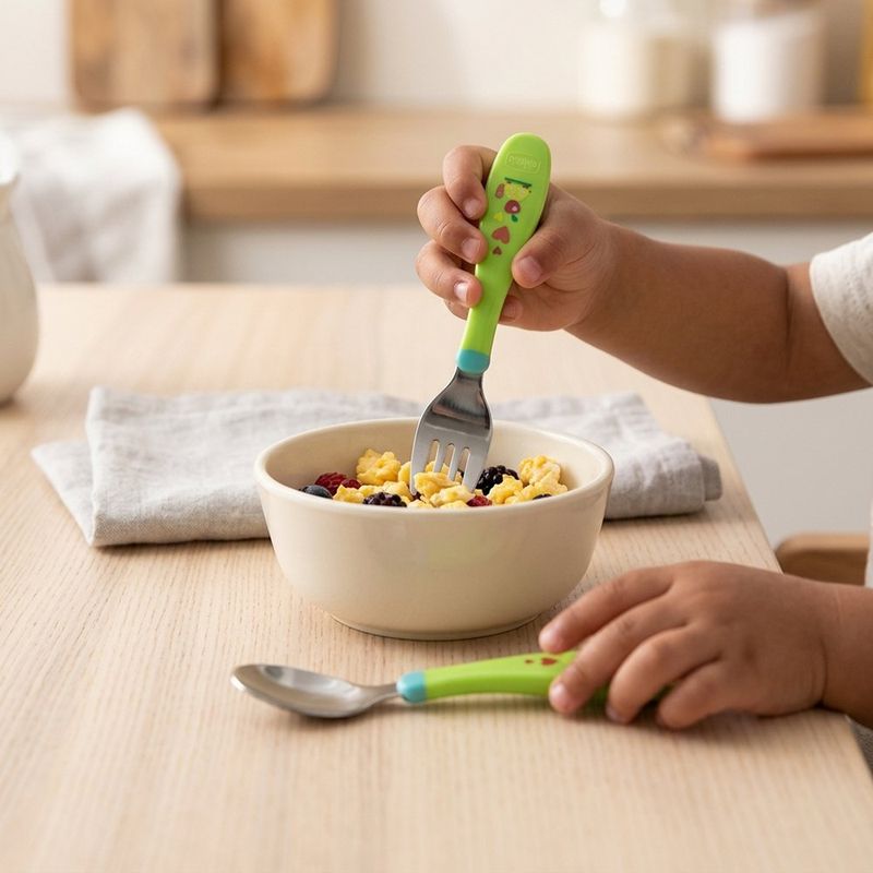 Set de Cubiertos de Acero Inoxidable para Niños con Mango Verde, 2 Piezas