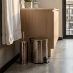 Set de Baño Papelero y Cepillo para Sanitario de Metal Color Dorado 2 Piezas