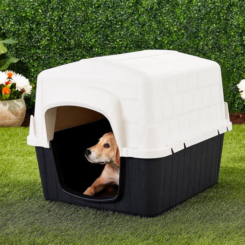 Casa para Perro Barn Home 3 Plástica Blanca y Negra Mediana para 25-50 Lb