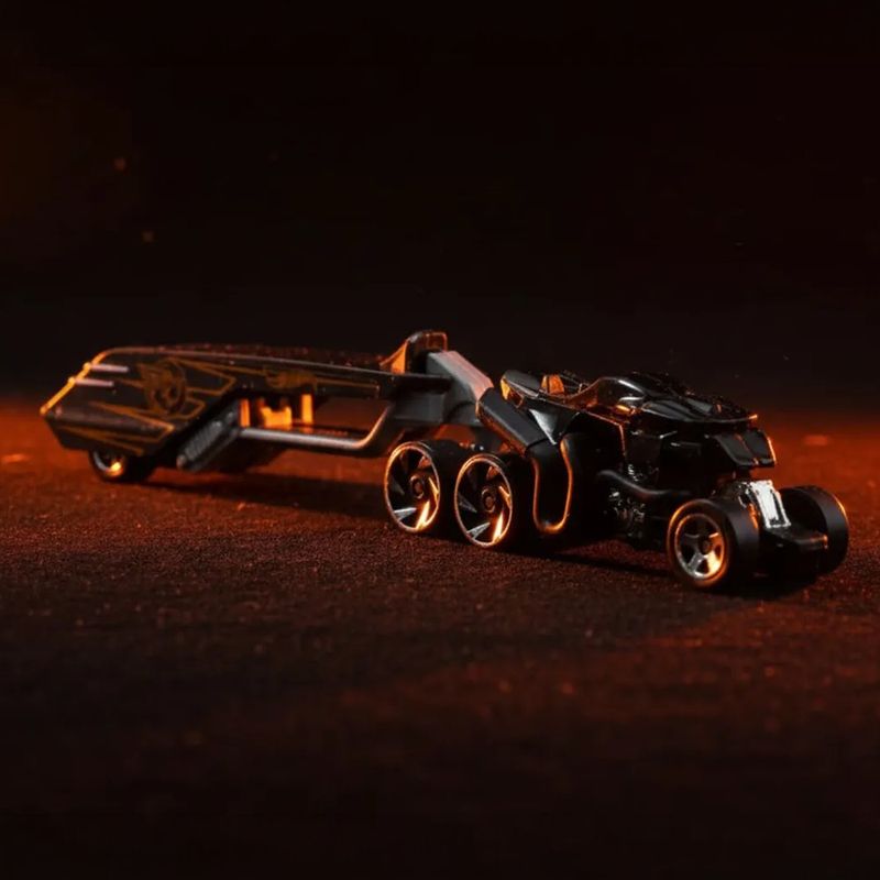 Hot Wheels Flota de Remolques Metálicos Escala 1:64 - Presentación Surtida