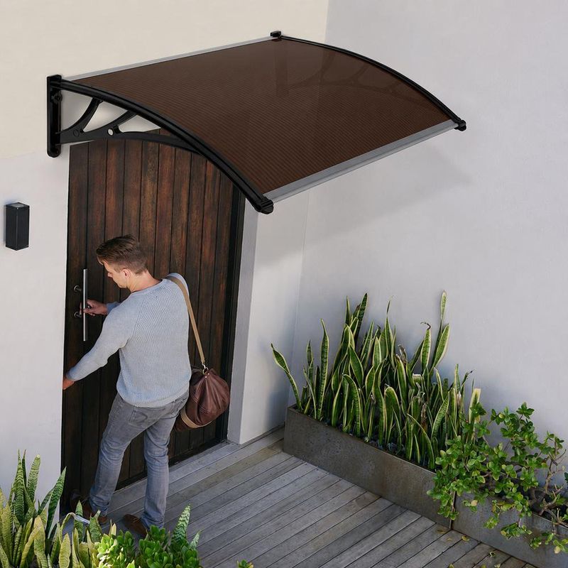 Alero Curvo de Doble Hoja Policarbonato Café para Puerta y Ventana de 150x125 Cm