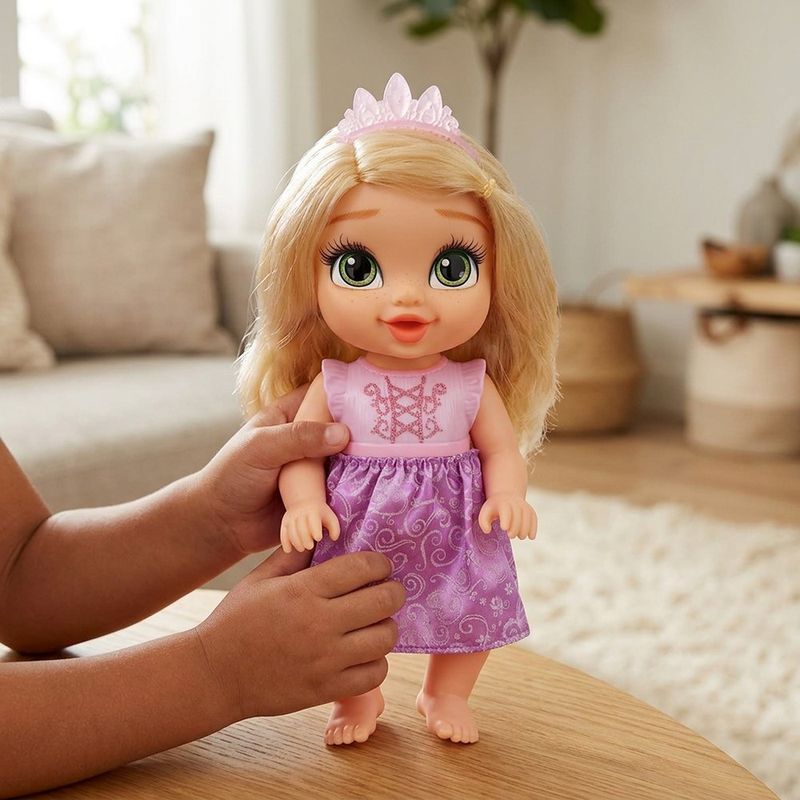 Muñeca Bebé Princess Disney 15 Plg con Tiara y Vestido - Presentación Surtida
