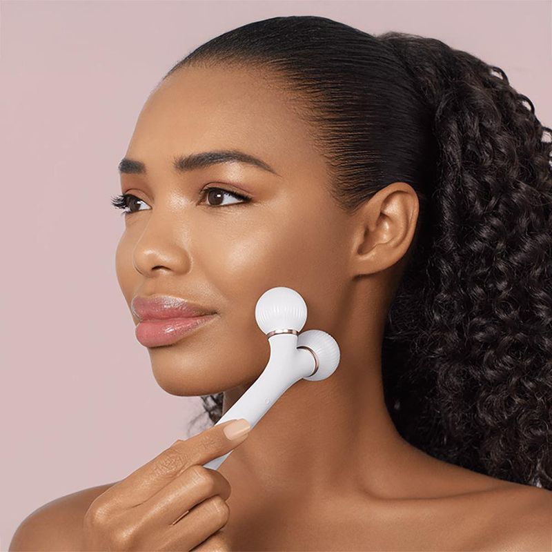 Rodillo Sónico Facial 4 en 1 Color Blanco