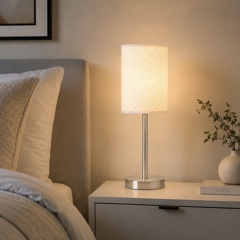 Lámpara de Mesa con Acabado de Níquel Satinado de 40W