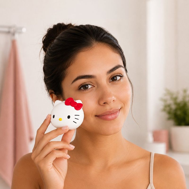 Cepillo para Limpieza Facial Sónico 4 en 1 Diseño Hello Kitty Color Blanco